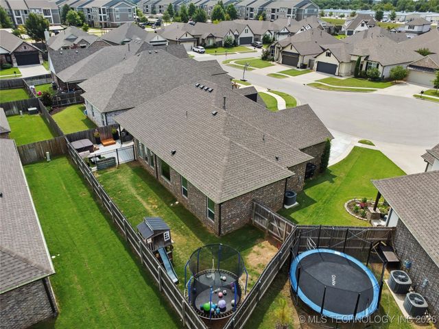 7417 E 126th Court S, Bixby, OK 74008