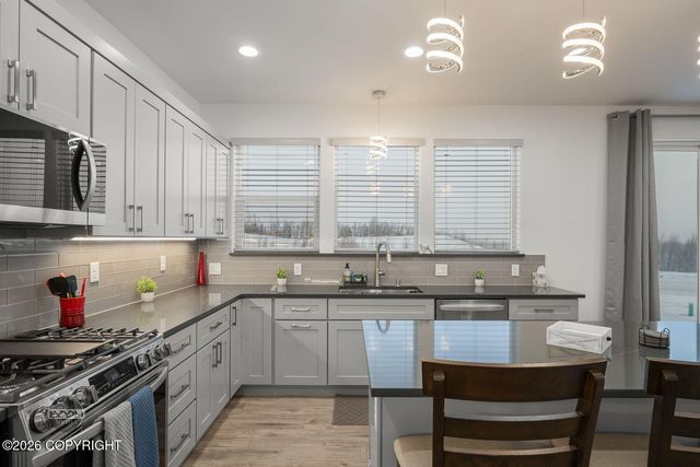 6900 E Preservation Drive, Wasilla, AK 99654