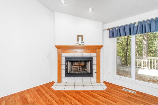 11 Campeon Court, Hot Springs Village, AR 71909