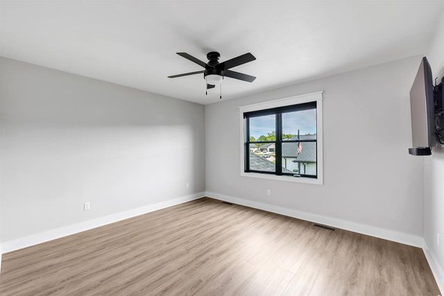 1782 ARBOR GATE LANE, Green Bay, WI 54311