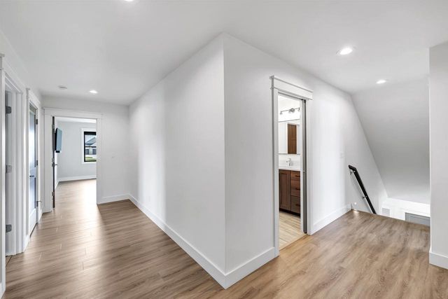 1782 ARBOR GATE LANE, Green Bay, WI 54311