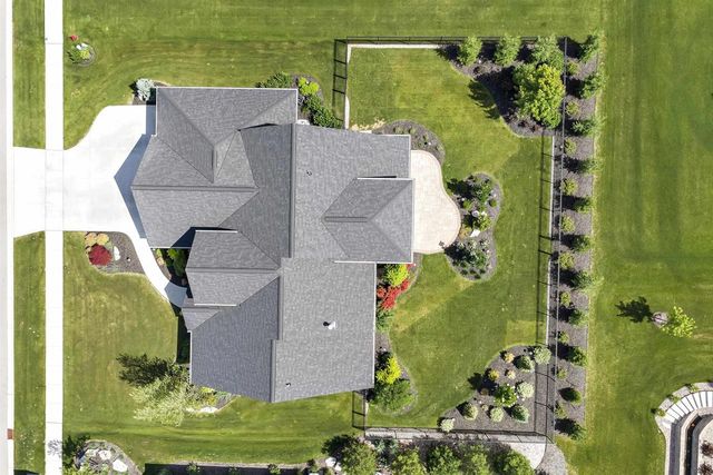 1782 ARBOR GATE LANE, Green Bay, WI 54311