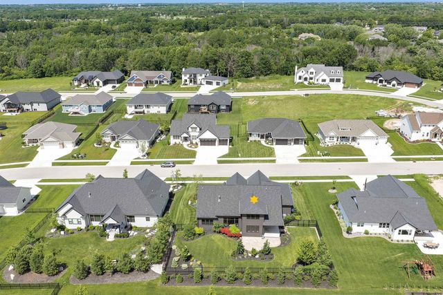 1782 ARBOR GATE LANE, Green Bay, WI 54311