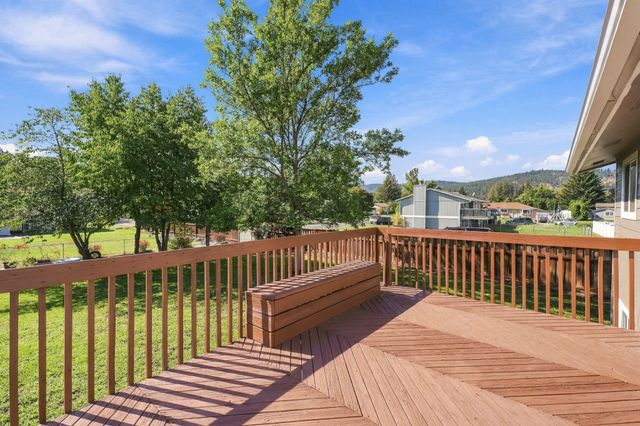 11106 E 33rd Ave, Spokane Valley, WA 99206