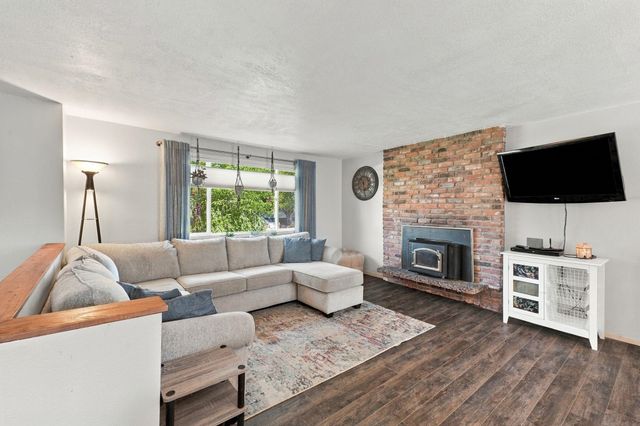 11106 E 33rd Ave, Spokane Valley, WA 99206