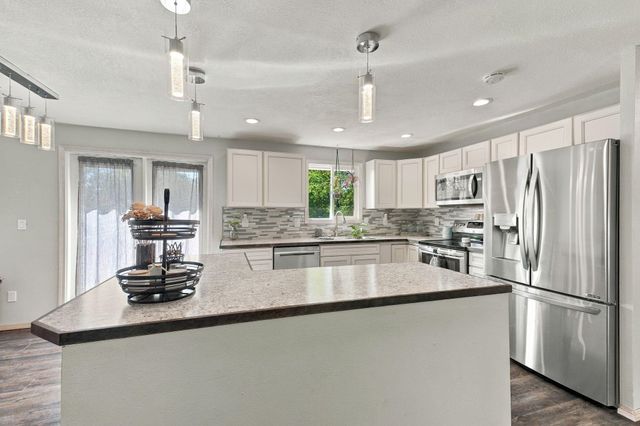 11106 E 33rd Ave, Spokane Valley, WA 99206