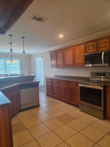 1000 Morgan, Blossom, TX 75462