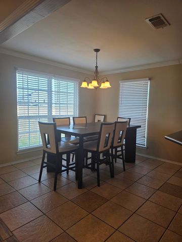 1000 Morgan, Blossom, TX 75462