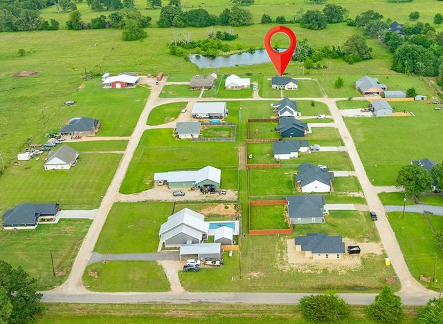 1000 Morgan, Blossom, TX 75462