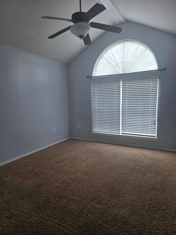 1000 Morgan, Blossom, TX 75462