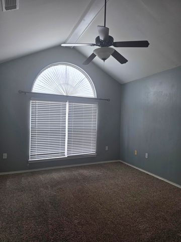 1000 Morgan, Blossom, TX 75462