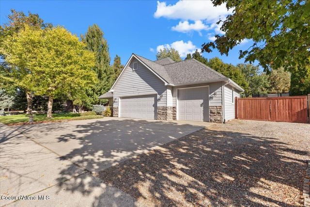 4252 N MAGNOLIA DR, Coeur D'alene, ID 83815