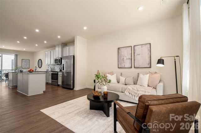 6304 Cleburne Court, Charlotte, NC 28217