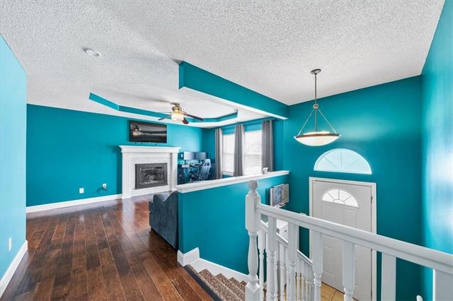 1723 S Whitney Drive, Independence, MO 64057