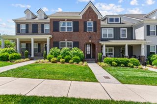 369 Carriage House Ln L509, Hendersonville, TN 37075