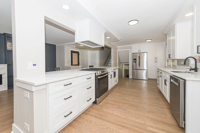 5848 N Drake Avenue, Chicago, IL 60659