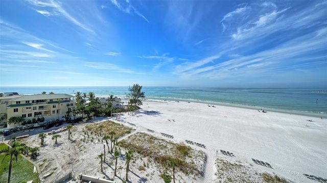 19 WHISPERING SANDS DRIVE 802, Sarasota, FL 34242