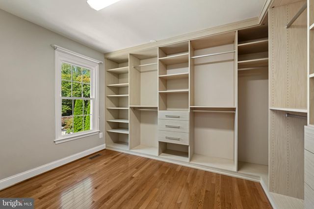 20600 BELL BLUFF RD, Gaithersburg, MD 20879