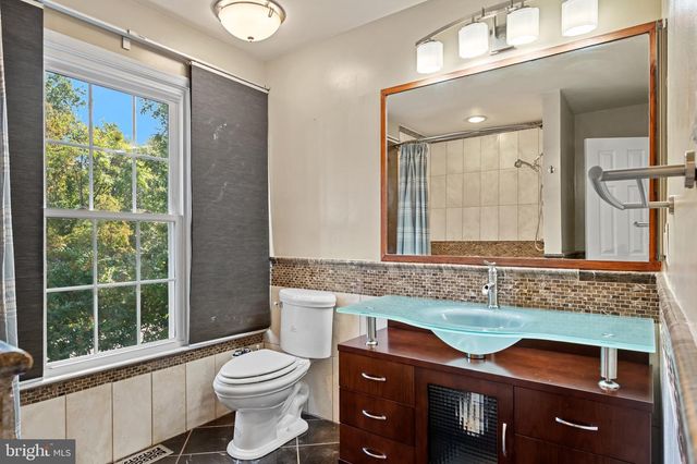 20600 BELL BLUFF RD, Gaithersburg, MD 20879