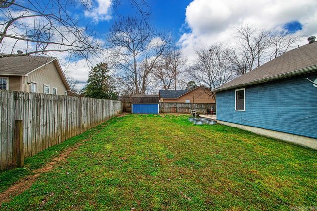 306 Meadow Creek Drive, Benton, AR 72015