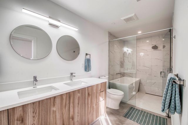 117 Lake Avenue 204, Lake Worth Beach, FL 33460