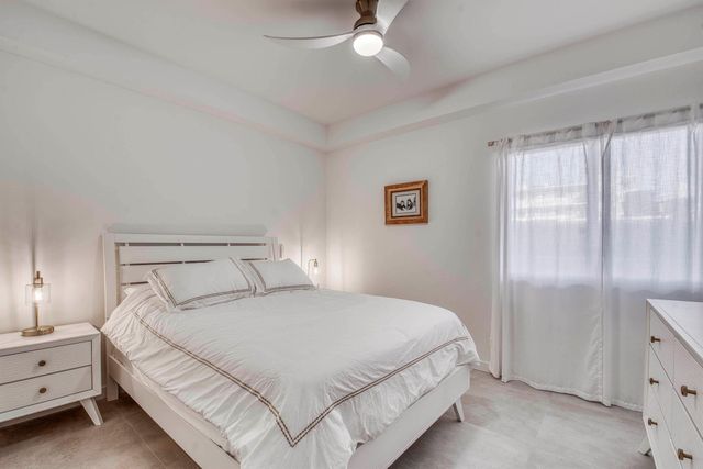 117 Lake Avenue 204, Lake Worth Beach, FL 33460