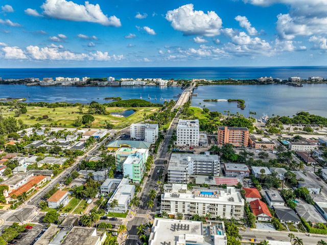 117 Lake Avenue 204, Lake Worth Beach, FL 33460