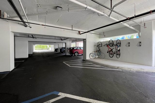 117 Lake Avenue 204, Lake Worth Beach, FL 33460