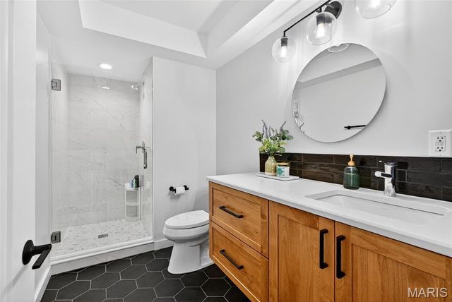 215 N Sarah Street 7, St Louis, MO 63108