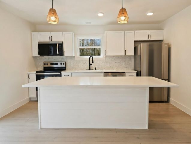 19040 Love Lake Road, Brainerd, MN 56401