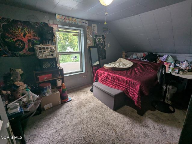205 Courtland Avenue, Toledo, OH 43609