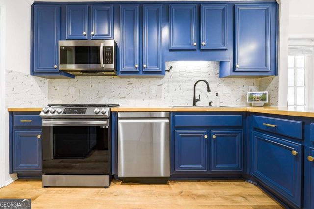 404 Countryside Place SE, Smyrna, GA 30080