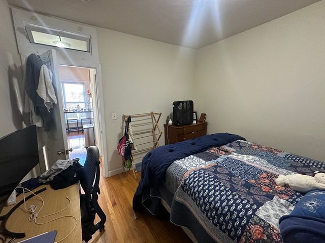1054 Cambridge St 4F, Cambridge, MA 02139