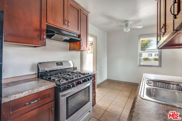 1118 Marlborough Avenue, Inglewood, CA 90302