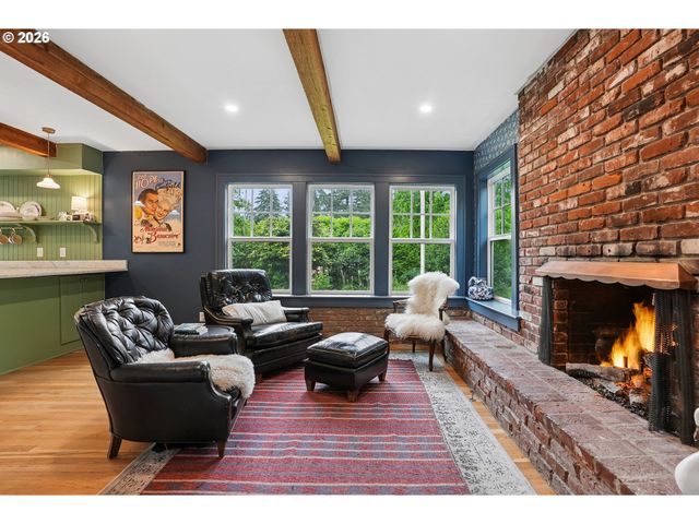 604 VAN BUREN St, Oregon City, OR 97045