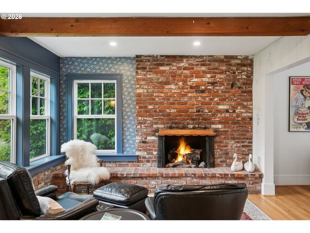 604 VAN BUREN St, Oregon City, OR 97045