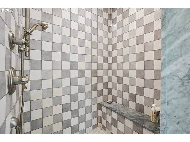 604 VAN BUREN St, Oregon City, OR 97045