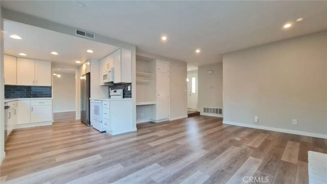 15432 Alsace Circle, Irvine, CA 92604