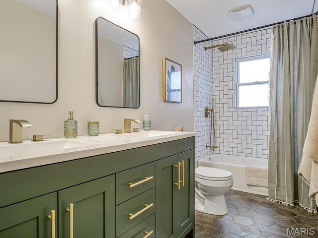 8 Terrace Lane, Granite City, IL 62040