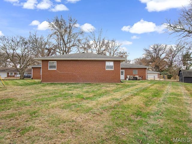 8 Terrace Lane, Granite City, IL 62040