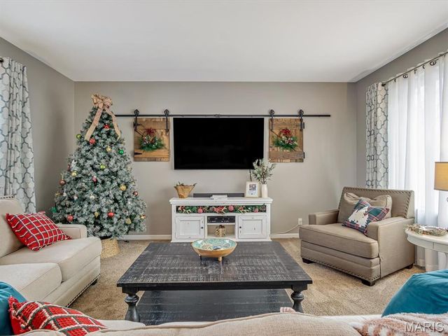 8 Terrace Lane, Granite City, IL 62040