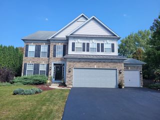 741 Regal Lane, Algonquin, IL 60102