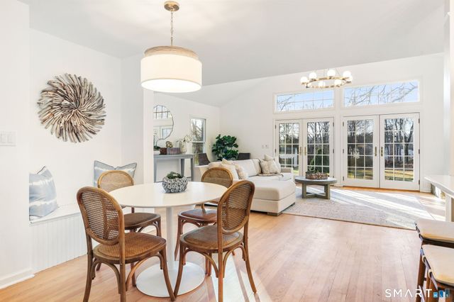 86 Maple Avenue South, Westport, CT 06880