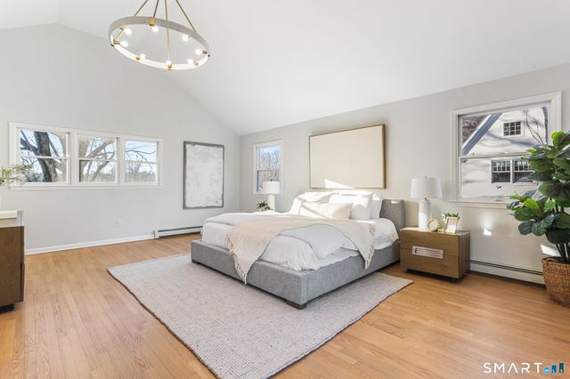 86 Maple Avenue South, Westport, CT 06880