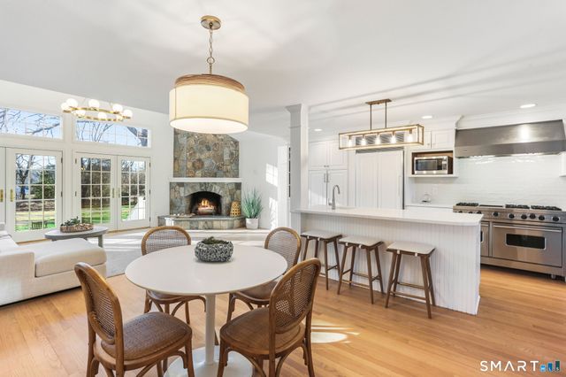 86 Maple Avenue South, Westport, CT 06880