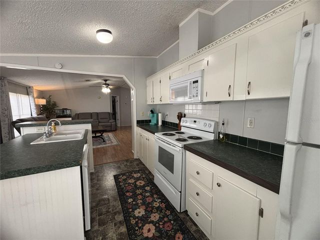 16564 SE 103RD AVENUE ROAD, Summerfield, FL 34491