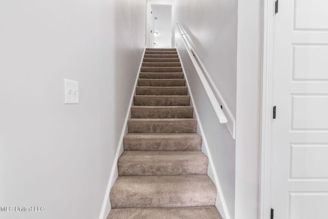 2931 Chattering Lane, Southaven, MS 38672