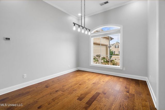 2931 Chattering Lane, Southaven, MS 38672