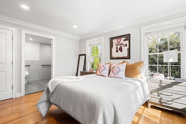 152 Charlton St, Arlington, MA 02476