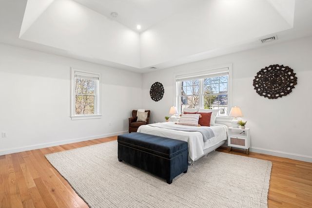152 Charlton St, Arlington, MA 02476